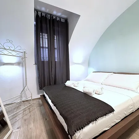 La Fonte Dell' 8-private Parking