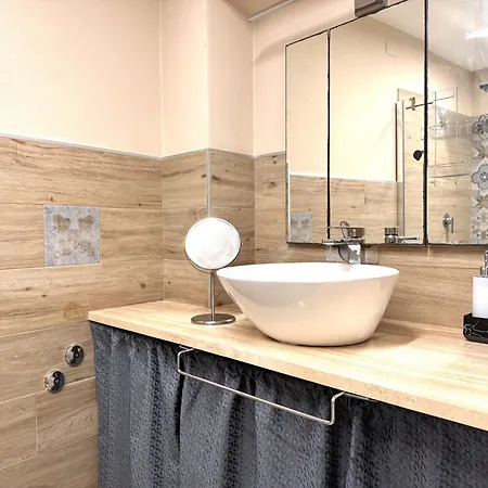 La Fonte Dell' 8-private Parking * Siena