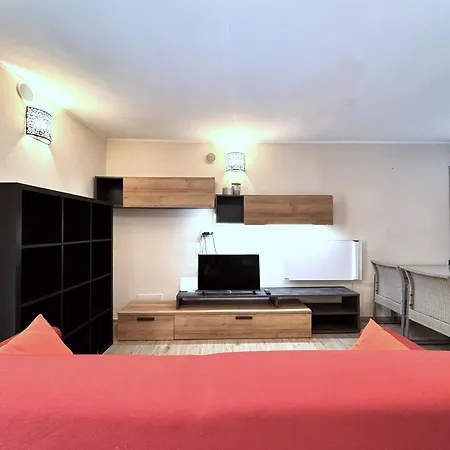 La Fonte Dell' 8-private Parking Apartman