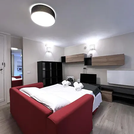 La Fonte Dell' 8-private Parking