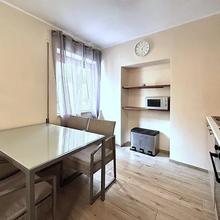 La Fonte Dell' 8-private Parking Apartman