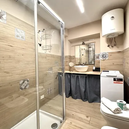 La Fonte Dell' 8-private Parking Appartement