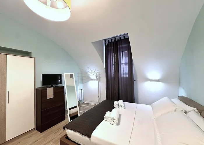 La Fonte Dell' 8-private Parking Apartment Siena