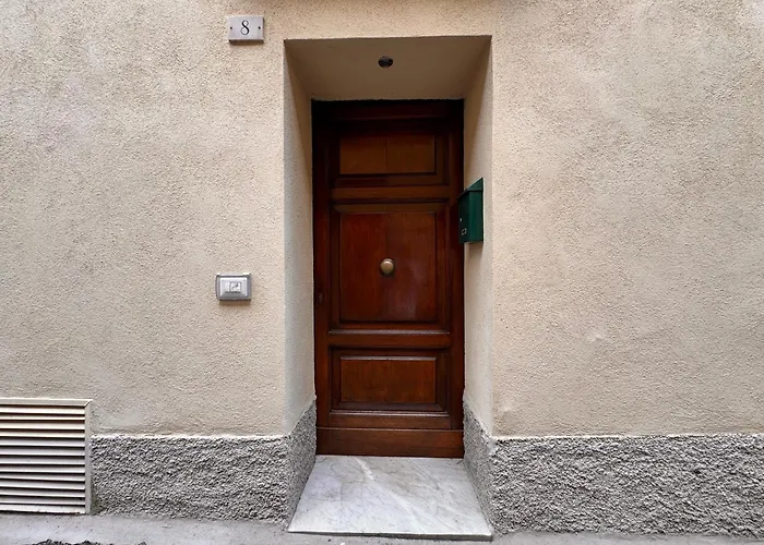 La Fonte Dell' 8-private Parking アパート